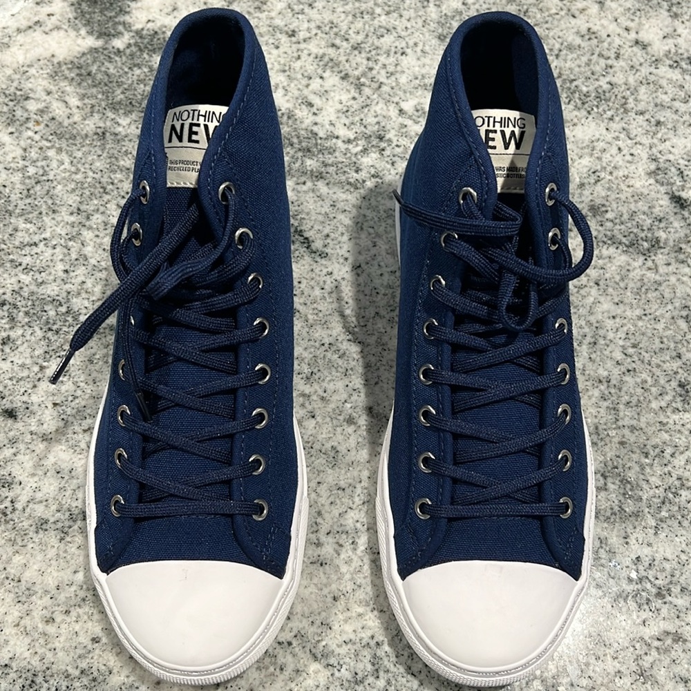 Nothing New Women’s High Top sneaker. navy/white. Size 7.5. NIB.